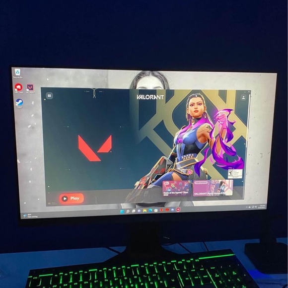 16gb of ram the rest of the specs are in the picture - Picture 2 of 3